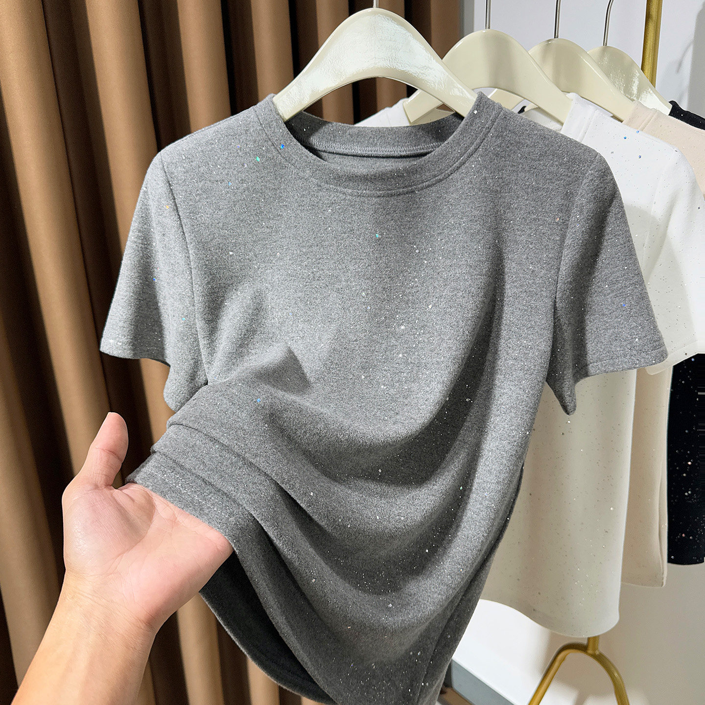 灰色高级双面磨毛德绒打底衫女秋冬保暖内搭圆领短袖亮片洋气小衫,女装/女士精品,T恤,淘宝优惠券,粉丝福利购,淘宝优惠卷