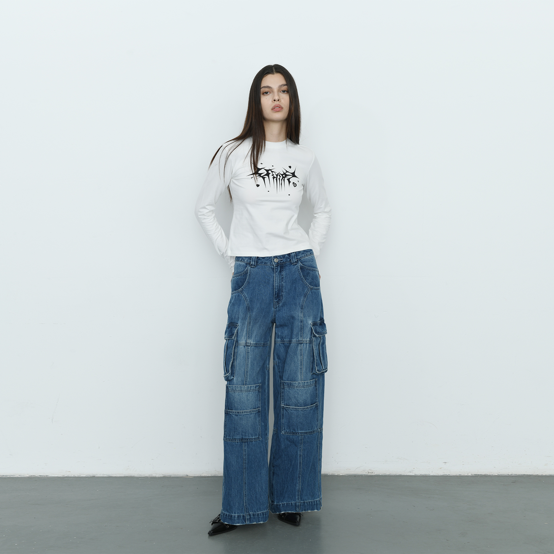 基础休闲个性印花修身长袖T恤女