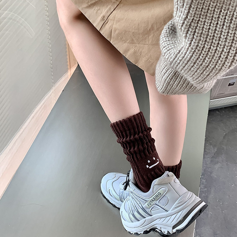 袜子女中筒袜白色笑脸堆堆袜粗线针织男女宽松长筒袜针织毛线长袜