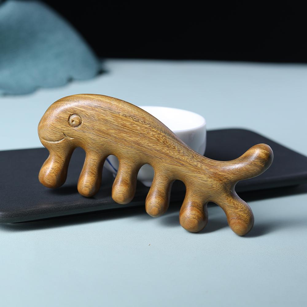 天然绿檀木加厚新款小鲸鱼海豚脸部颈部按摩头疗家用便携宽齿梳子