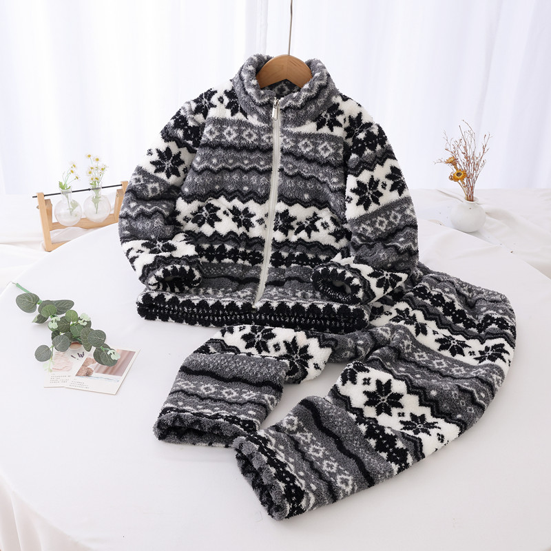 男童珊瑚绒睡衣套装秋冬款豹纹绒加厚儿童家居服两件套保暖秋衣裤
