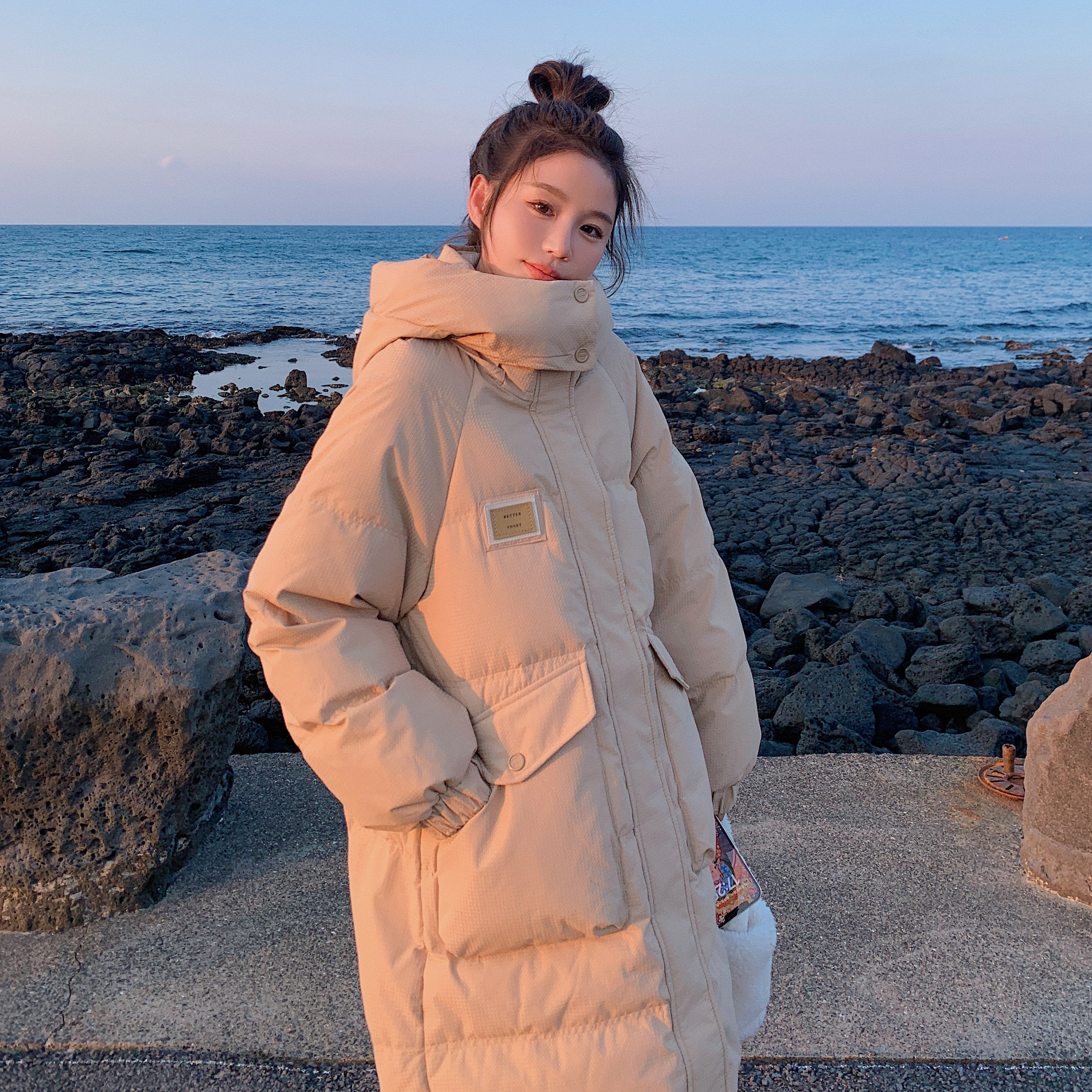现货肌理感面料加长款连帽棉服286-781-P195-K298,女装棉衣/棉服,安雅