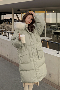 绿色学院风冬季羽绒棉服女2024新款韩系感中长款过膝宽松加厚棉袄图片