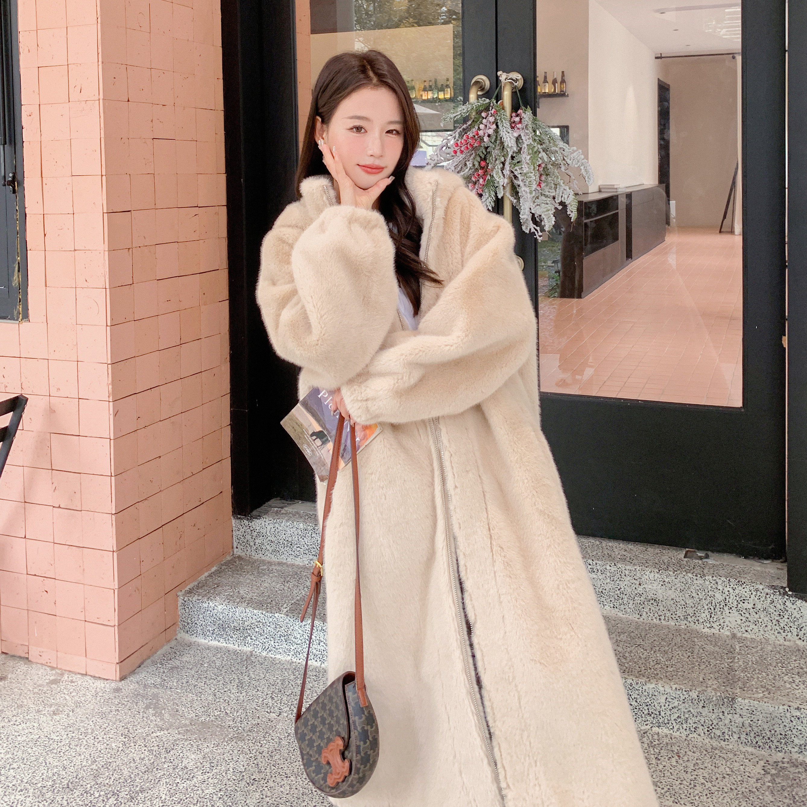 现货兔耳朵皮毛一体仿貂绒长外套286-768-P255-K388,女装皮草,安雅