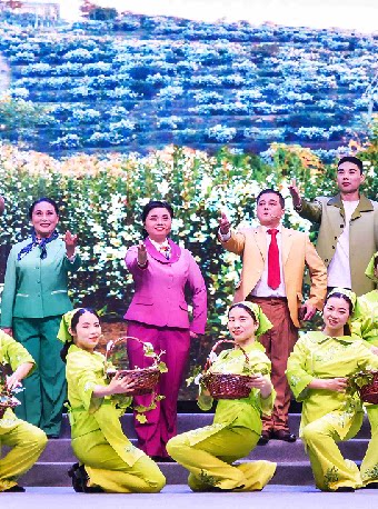 许昌河南省第十六届戏剧展演--光山花鼓戏《油茶花儿开》