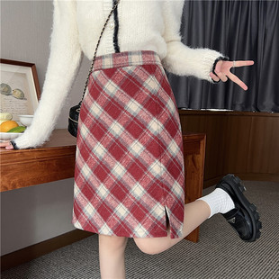大码 显瘦中长裙设计感红格子a字包臀裙胖mm裙 毛呢开叉半身裙冬季