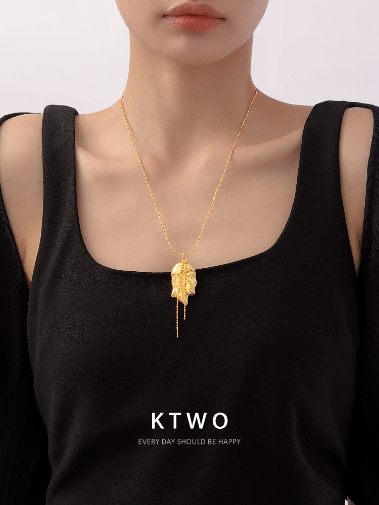 欧式新品个性吊坠项链女小众设计镀18k金时尚ins潮酷锁骨链配饰品