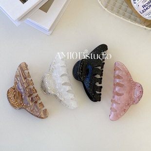 AM1013法式 浪漫镶钻大号高级感醋酸发抓发饰 小众三角形鲨鱼夹时尚