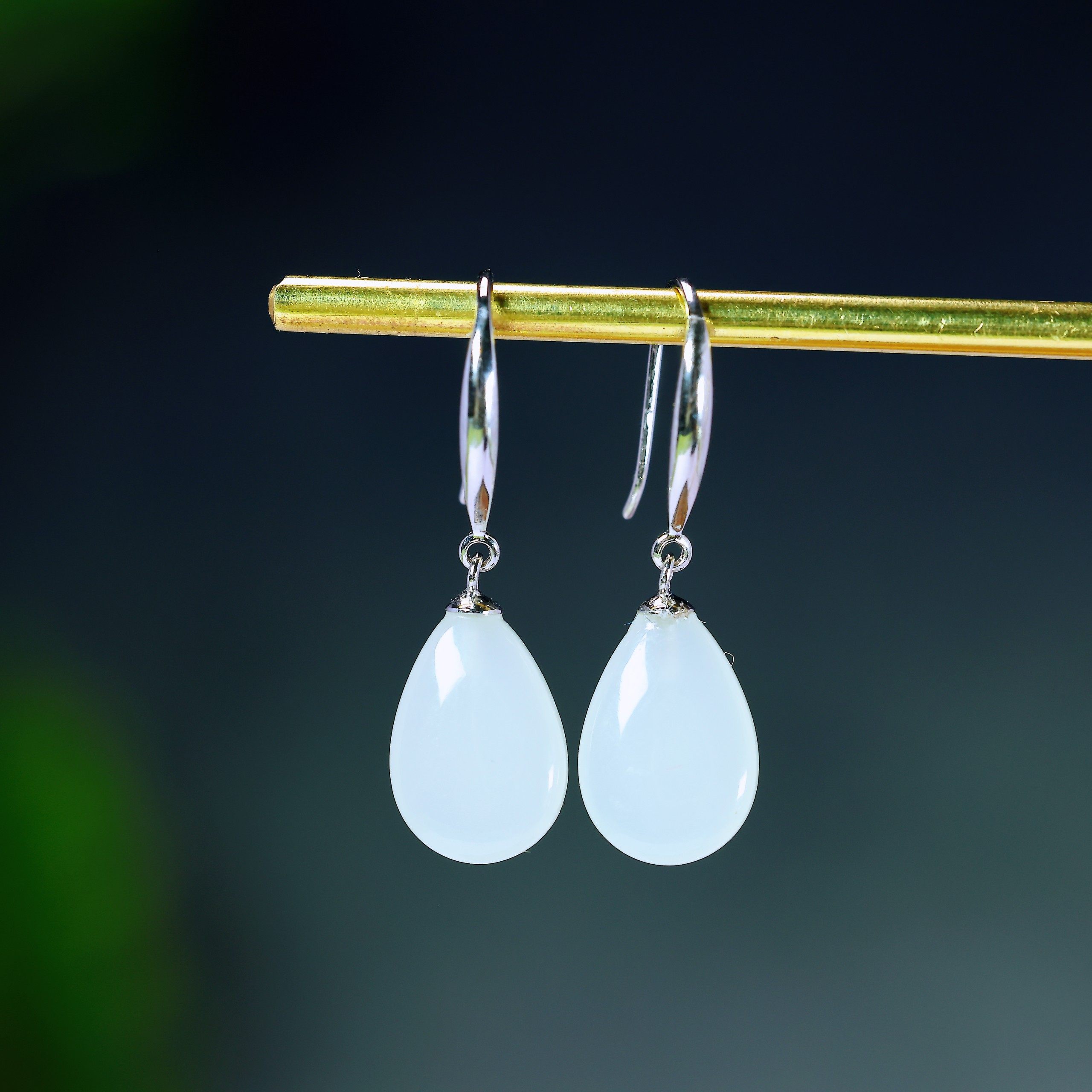 天然和田玉羊脂白玉925银晴水水滴耳坠气质简约玉石耳环耳饰,珠宝/钻石/翡翠,耳饰,淘宝优惠券,粉丝福利购,淘宝优惠卷