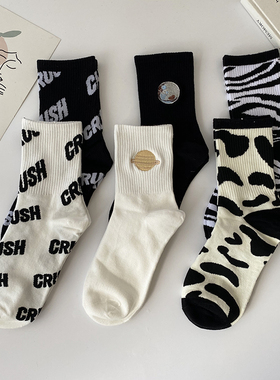 黑白星球字母中筒袜子韩国ins潮男女高帮街头滑板运动个性长袜秋