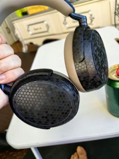 机肤贴纸适用于大馒头4全包膜防滑防刮耳机保护改色