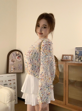 babe soulis 2025新款韩式彩色毛衣女半高领套头短款设计感上衣女