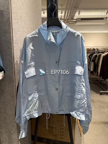 恩派雅蓝色薄款外套 XNJPA1205AB