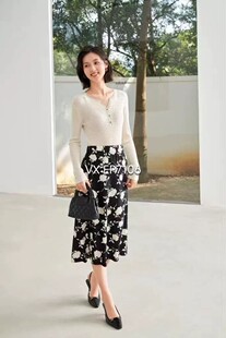 HFJPS9503A 套头针织衫 2599 白色简约半开襟修身 大雅家春夏款