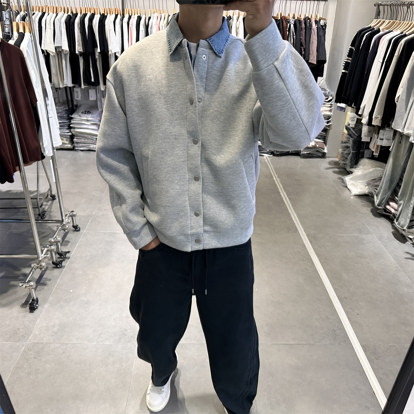 牛仔拼接假两件针织外套男
