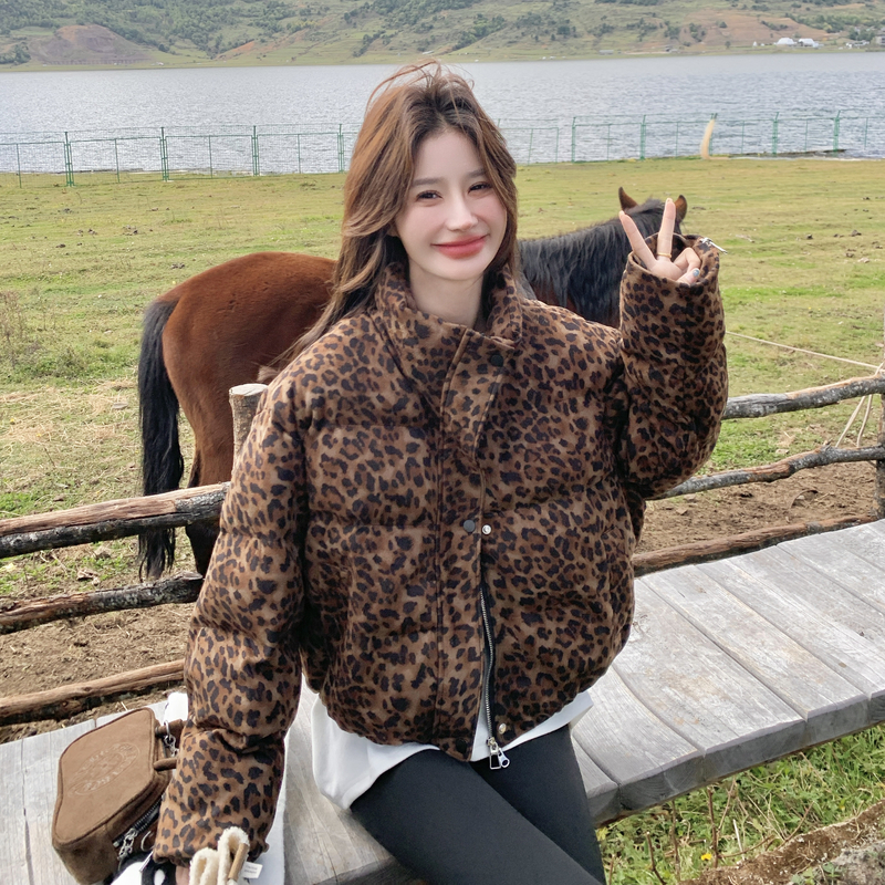 新款小个子豹纹立领羽绒服外套235-2559-P295-控428，女装羽绒服，金十上