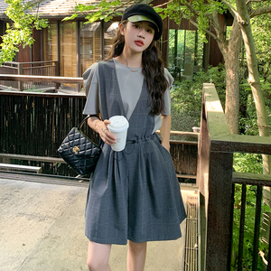 盐系轻熟穿搭格子背带裤女夏薄款2025年新款洋气减龄短裤图片