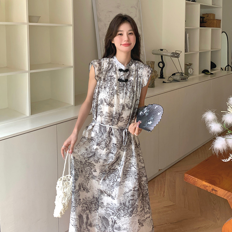 新中式国风碎花连衣裙女2025夏季新款法式飞飞袖高腰显瘦绝美长裙,女装连衣裙,金十上