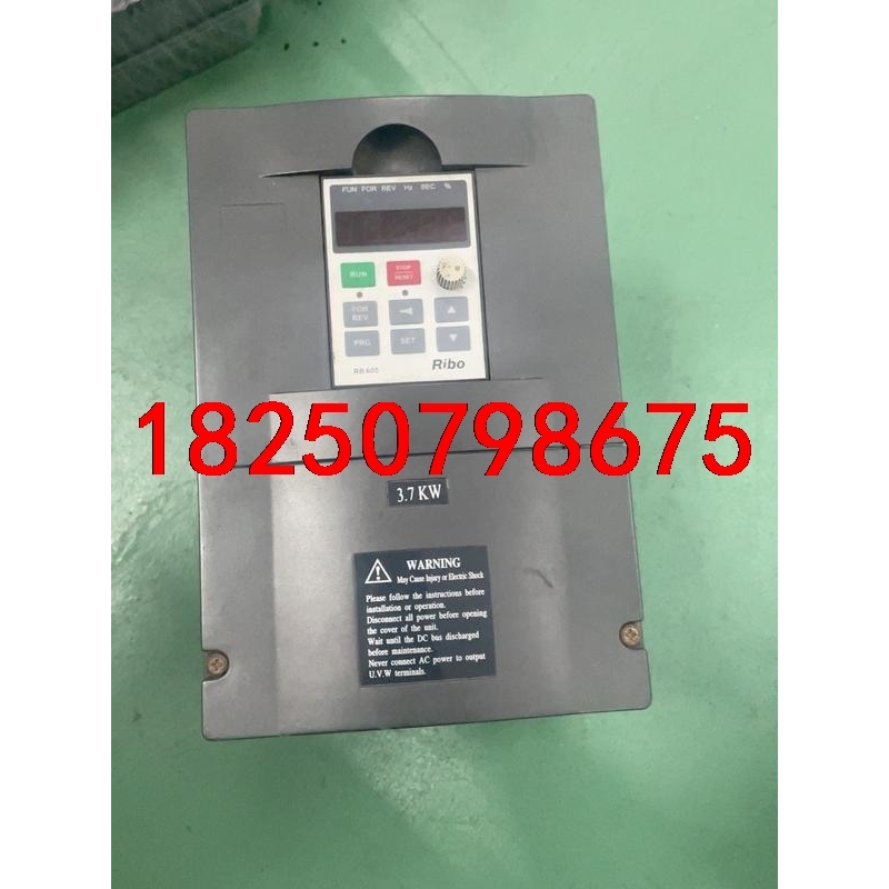 日博变频器RB3000 ，3.7KW ，380V、 型号RB议价