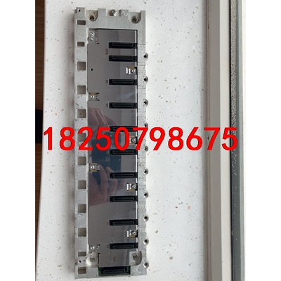 施耐德BMXXBP0800H。功能正常，成色如图，有需要的老议价