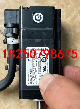 安川电机SGMJV-01ADL21二手拆机功能正常实物图议价