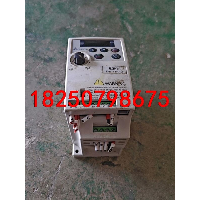 台达变频器VFD002L21A    220V   200W议价