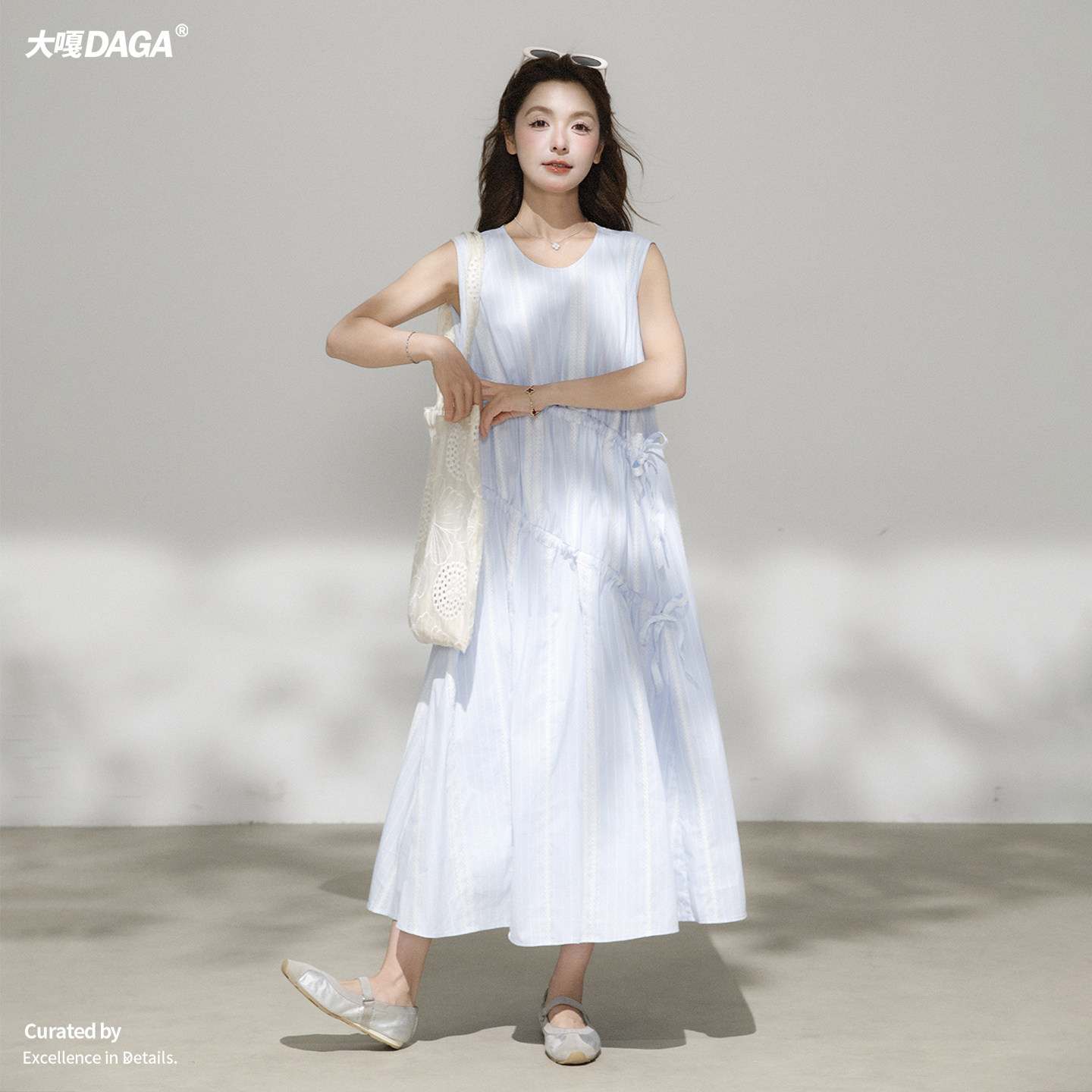 大嘎daga夏日绝美不撞款连衣裙女2026新款蕾丝蝴蝶结设计感背心裙