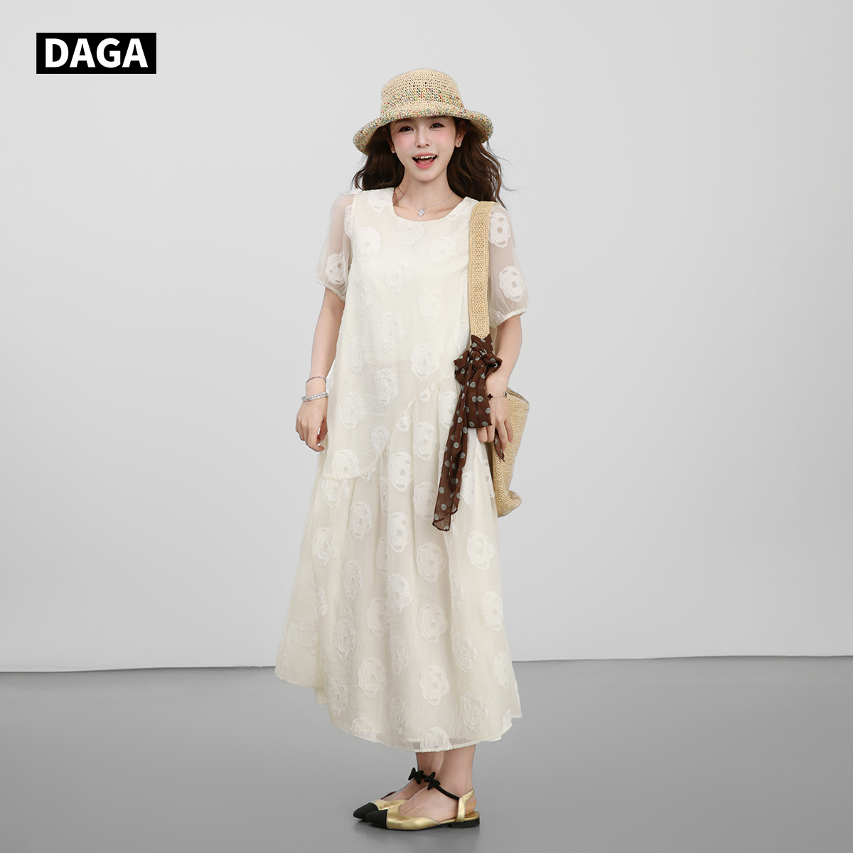 DAGA月光玫瑰 夏日绝美浪漫浮雕提花长裙法式U领设计师精致连衣裙