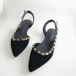 小码女鞋31 32 33平底鞋黑色真皮铆钉尖头浅口大码41包头后空凉鞋