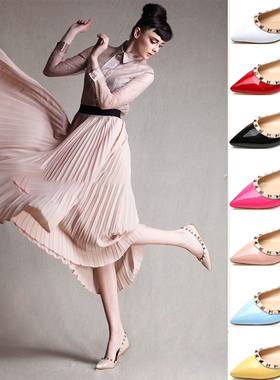 小码313233网红单鞋百搭铆钉软底尖头平底鞋浅口大码鞋女40-43码