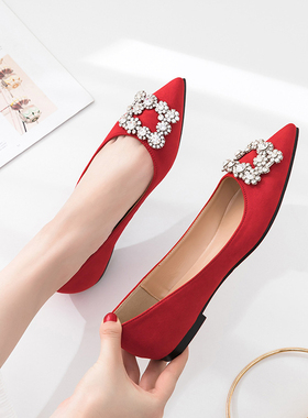 小码31 32 33平底水钻尖头单鞋女黑色工作鞋大码水钻方扣红色婚鞋