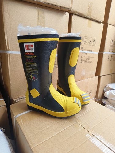 3C认证 RJX-26A 17式消防灭火防护靴 阻燃隔热防砸防刺穿耐酸碱