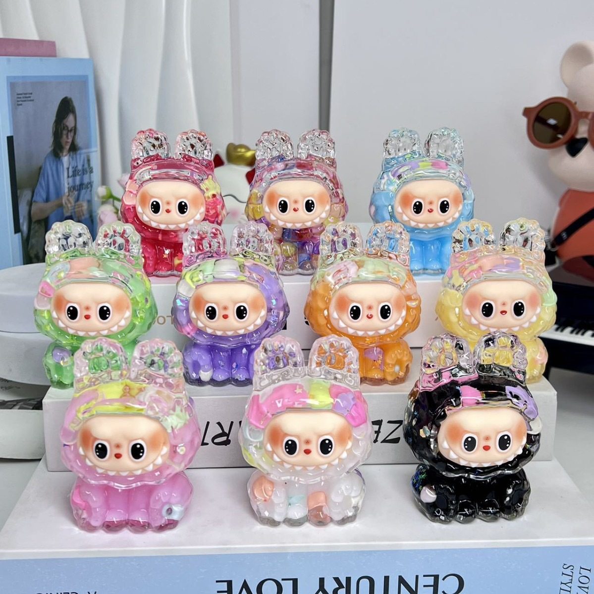 抖音爆款入油流沙爆闪布布盲盒创意公仔手办桌面摆件装饰品批发,节庆用品/礼品,钥匙扣,淘宝优惠券,粉丝福利购,淘宝优惠卷