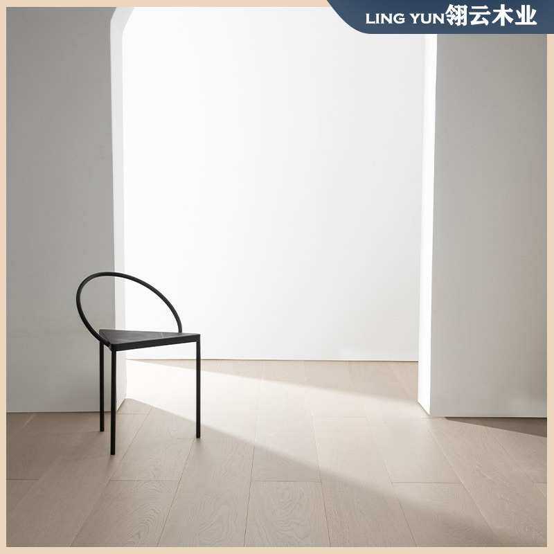 欧橡纯三层实木复合地板原木奶白色别墅大宅2.2米AB无结疤锁扣