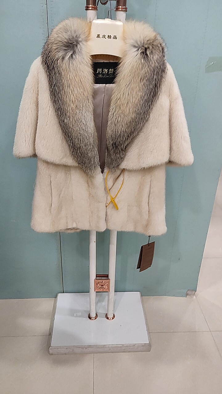 貂皮大衣女短款狐狸毛领披肩斗篷皮草外套韩版SP2885