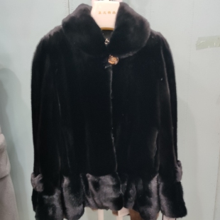 SP4193 潮流女装 黑色娃娃领 时尚