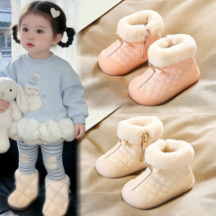婴幼儿宝宝雪地靴加绒女孩小香风公主短靴一岁半软底学步女童冬鞋
