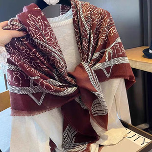 秋冬新款红色树高级时尚棉质135*135轻奢百搭多功能大方巾围巾