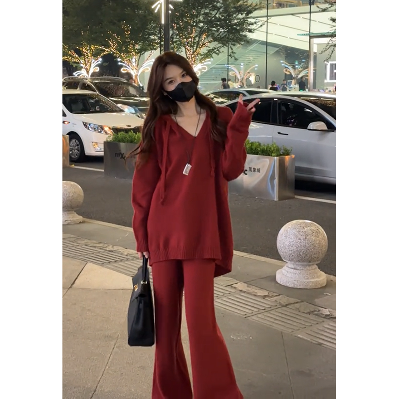 入秋搭配韩系穿搭一整套早秋冬季女装连帽毛衣针织阔腿裤两件套装