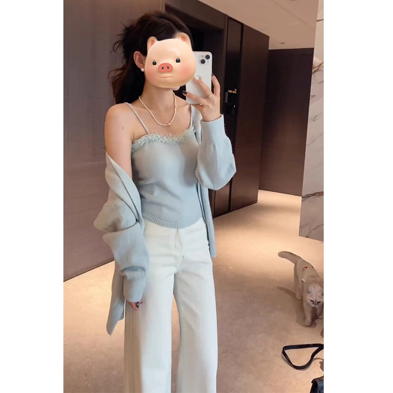 蓝色针织开衫吊带背心上衣两件套