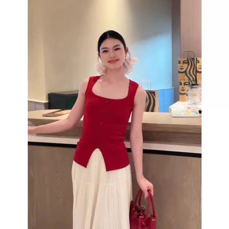 法式方领红色针织吊带背心女夏外穿2025新款爆款修身开叉无袖上衣