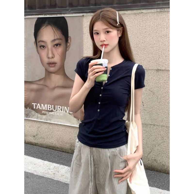 美式正肩半开领短袖T恤女夏季设计感小众小个子修身辣妹短款上衣