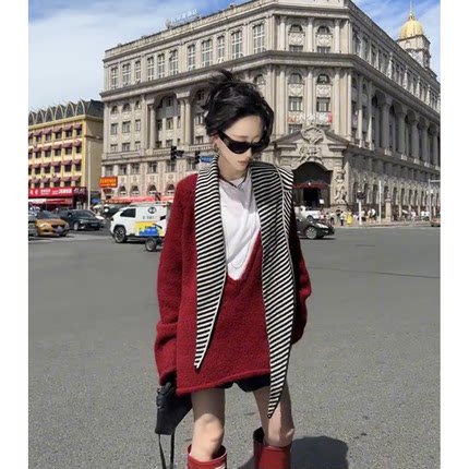 红色大V领套头软糯毛衣女秋冬加厚宽松外穿慵懒风叠穿针织衫上衣