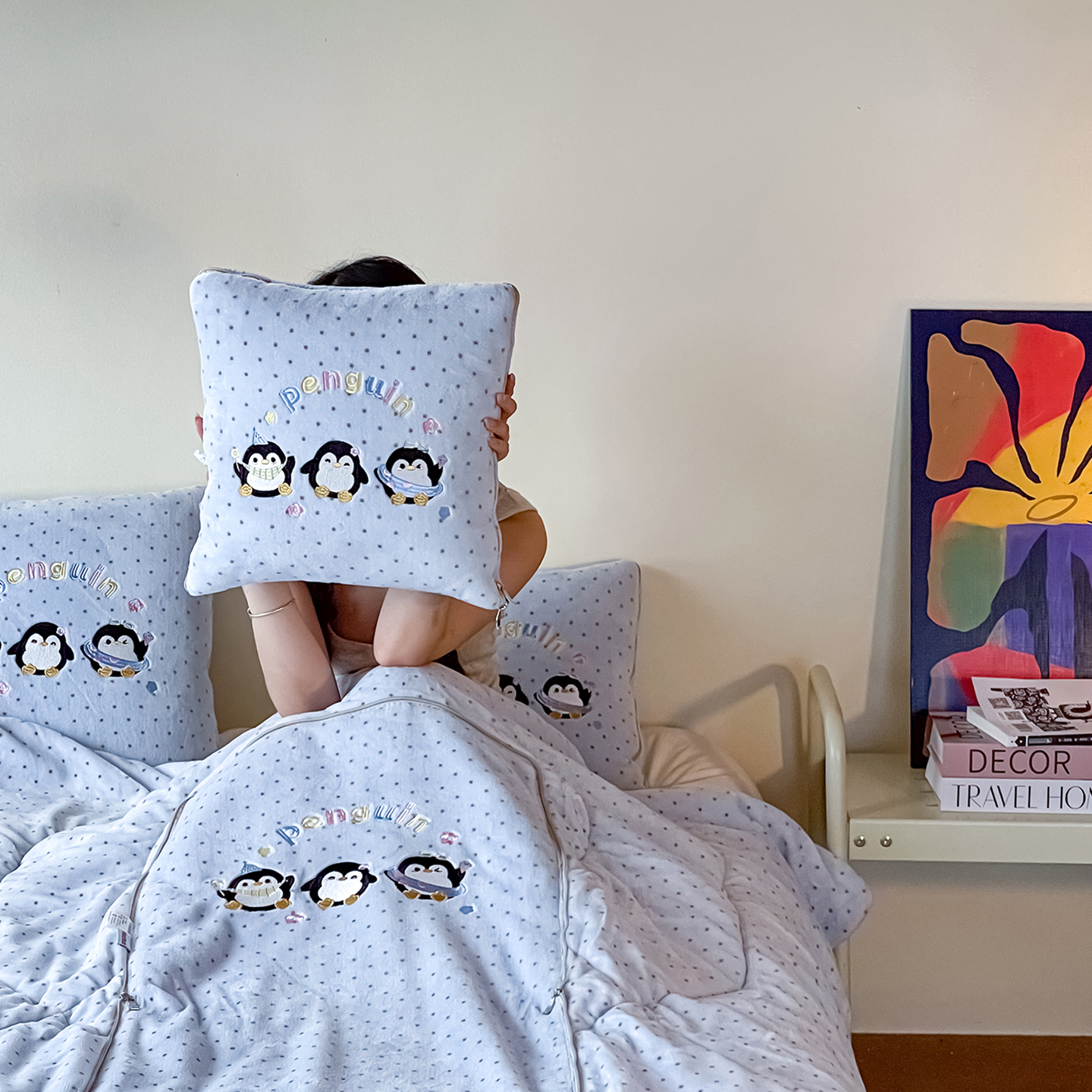 加厚牛奶绒抱枕被子两用毯子二合一沙发靠枕办公室午睡枕头空调被