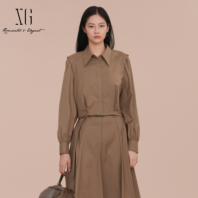 XG雪歌设计感正肩翻领衬衣女2025春新款简约通勤上衣XK121010A373