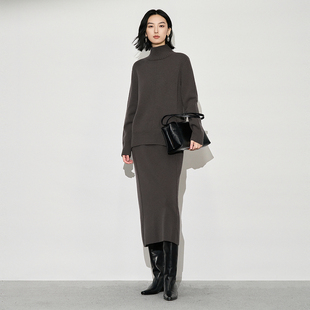 XG/雪歌2025年冬季新款休闲百搭高领针织衫毛衣女XK411039A685