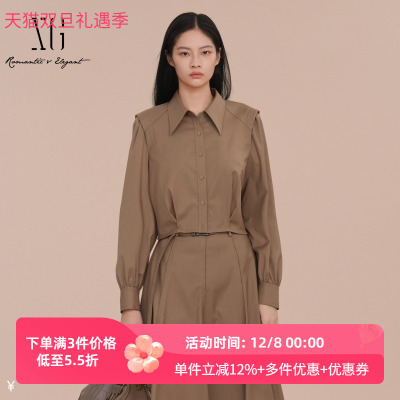 XG雪歌设计感正肩翻领衬衣女2025春新款简约通勤上衣XK121010A373