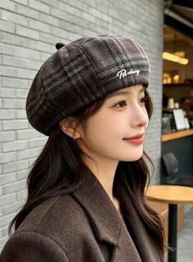 贝雷帽女秋冬季格纹毛呢画家帽复古英伦风刺绣字母百搭显脸小帽子