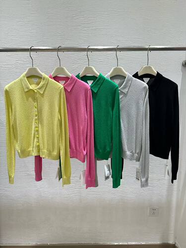 RIBBE早春新品～时尚百搭POLO翻领长袖针织开衫女