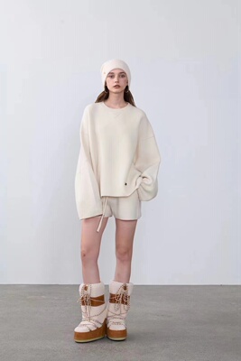 CJZP设计师品牌2025秋冬新款时尚百搭圆领宽松休闲卫衣女